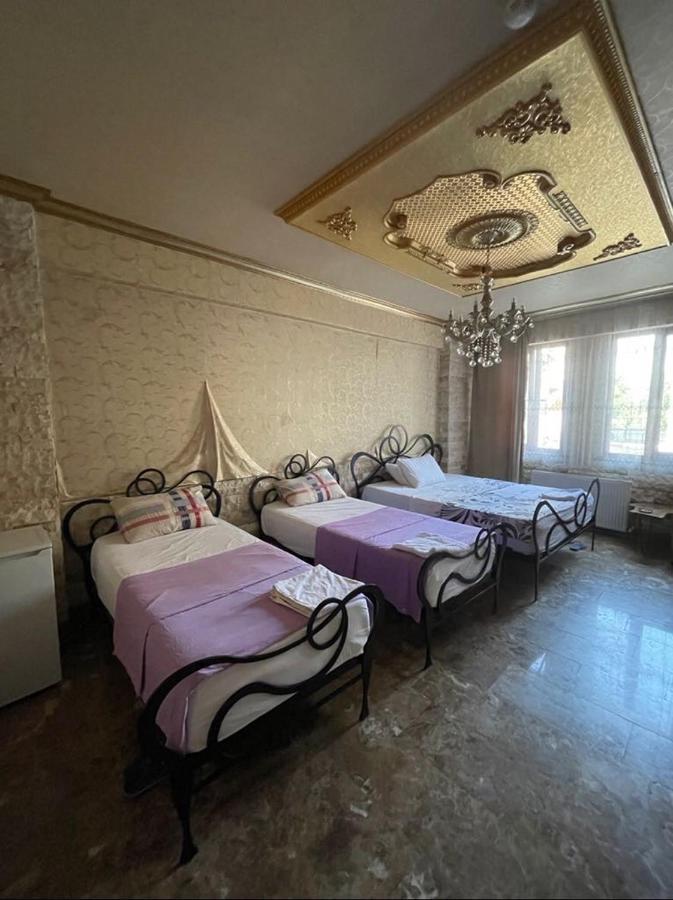 Dilek Hotel & Cafe Provincia di Provincia di Istanbul Esterno foto