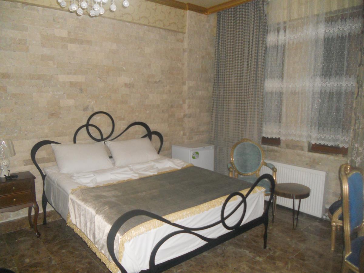 Dilek Hotel & Cafe Provincia di Provincia di Istanbul Esterno foto